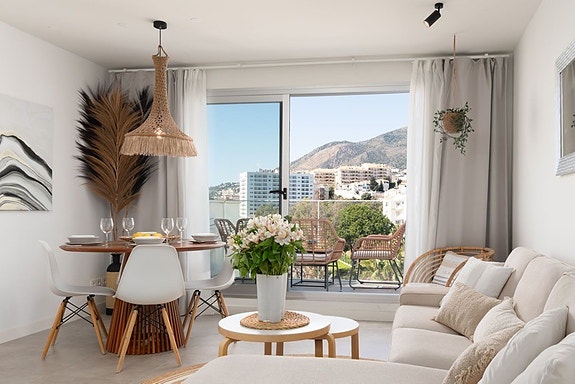 Eksklusiv penthouse med 3 soverom | Privat takterrasse | Sjøutsikt | Utleielisens