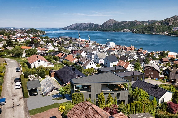 Illustrasjon: Sjelden mulighet til å bygge drømmeboligen i et attraktivt nabolag på Trones. Dataanimerte 3D-bilder er ikke nøyaktig målsatt, og er kun for å illustrere muligheter.