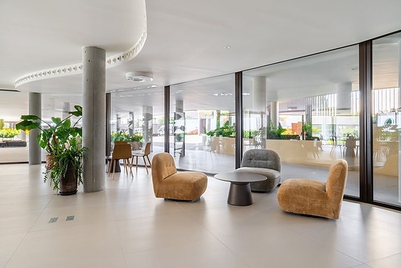 Eksklusiv penthouse | Privat takterrasse med basseng | Panoramautsikt mot sjøen | Higuerón