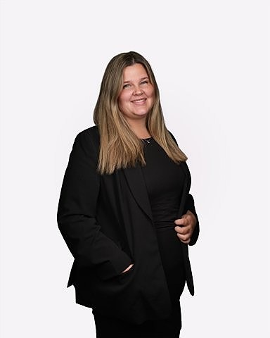 Bilde av megler Christina Angvik Jensen