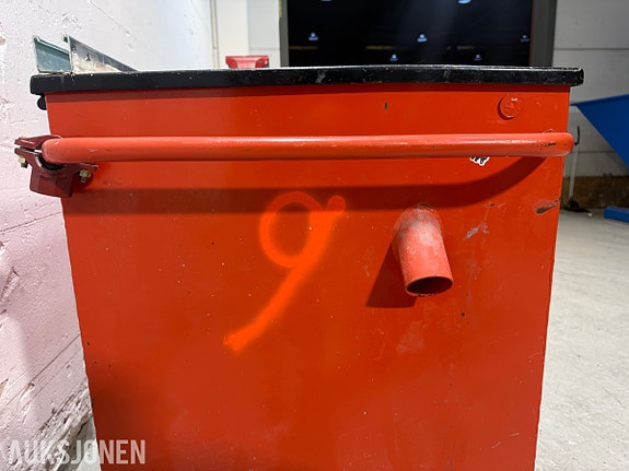 Product image 6 of 9