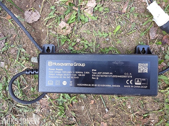 Product image 8 of 9