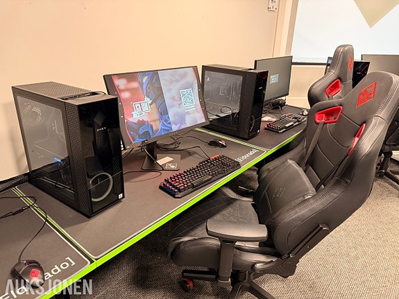 Product image 1 of 10