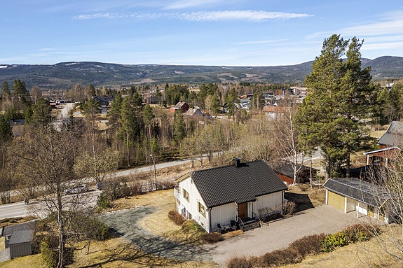 Velkommen til Koppang og Kjemsjøveien 53! Fotograf: Bernat Tubau