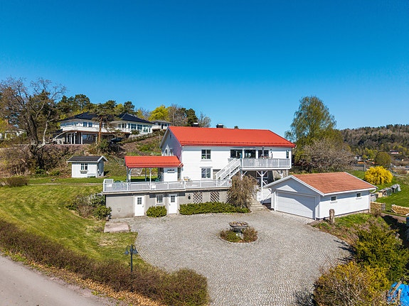 Velkommen til flotte Løvøyveien 10 A