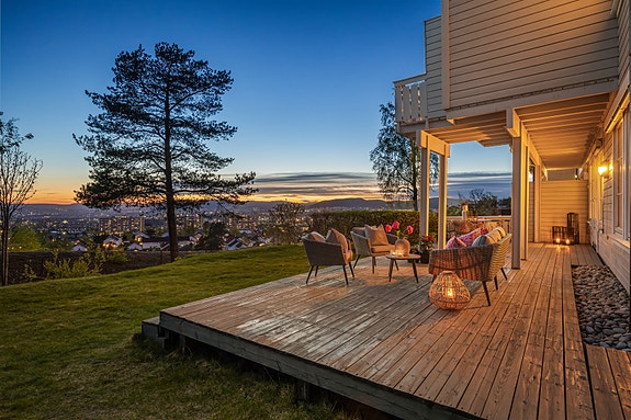 Velkommen til Hellerud Terrasse 14B, ta kontakt med Petter Løsåmoen