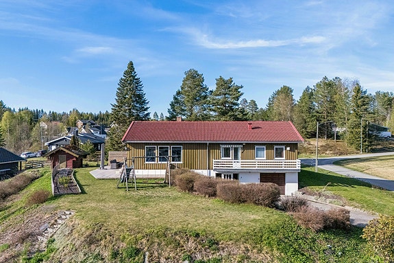 Velkommen til Midtvegen 8! Foto: Bente Nijora Aalberg for EFKT AS