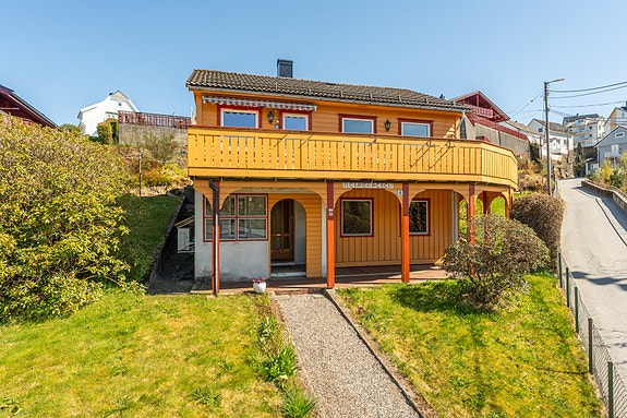 Mekleriet eiendomsmegling v/Daniel Rye har gleden av å presentere Keiserstien 4. Foto: Fotograf Alexander Vie.