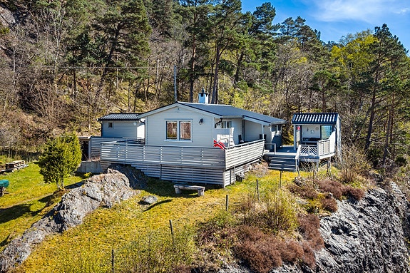Velkommen til Sundvorvegen 1856 - Presentert av Daniel Røksund v/ Eiendomsmegler Norge.