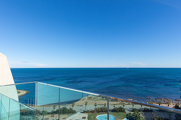 Sea Senses - Penthouse med egen takterrasse 83m2, panoramautsikt og wow-faktor!
