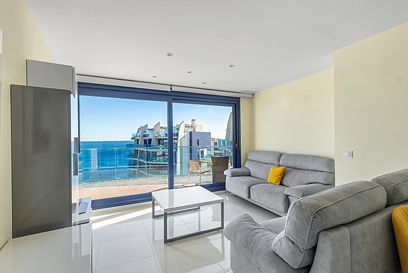 Sea Senses - Penthouse med egen takterrasse 83m2, panoramautsikt og wow-faktor!
