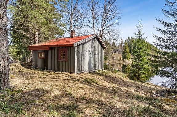 Velkommen til Bonaunvegen 190 - Kontakt megler på 918 50 709 / morten.kjelsberg@em1.no dersom det ønskes privatvisning. Foto: Julian Nonstad.