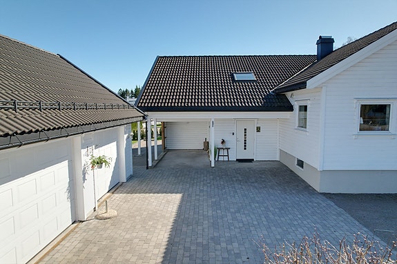 Velkommen til Raveien 441!