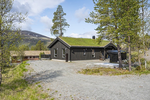 Eiendomsmegler 1 v/Anders Øium presenterer Lemonsjøvegen 26! Foto: Ivar Flagestad.