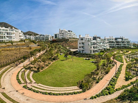 Penthouse med panoramautsikt mot havet | Privat basseng, stor takterrasse og 3 soverom
