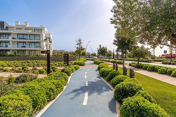 Penthouse med panoramautsikt mot havet | Privat basseng, stor takterrasse og 3 soverom