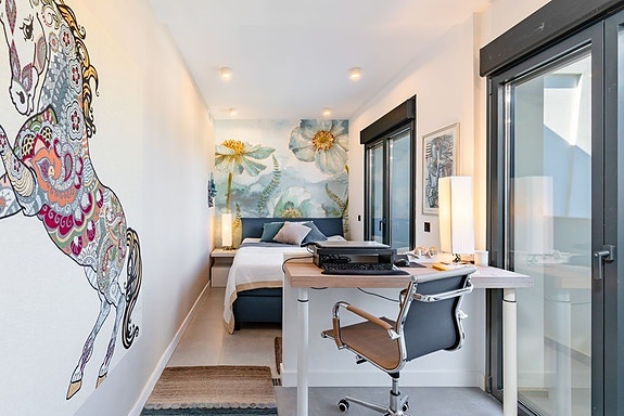 Penthouse med 307 m² terrasse og panoramautsikt i Estepona