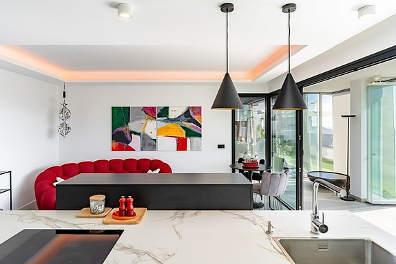 Penthouse med 307 m² terrasse og panoramautsikt i Estepona