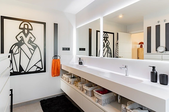 Penthouse med 307 m² terrasse og panoramautsikt i Estepona