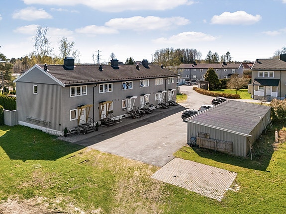 Velkommen til dette velholdte enderekkehuset! Foto: Mille Gran