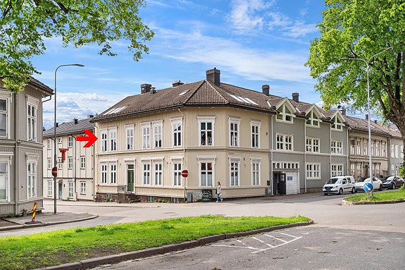 Velkommen til Øvre Langgate 8 og denne oppgraderte leiligheten midt i byen!