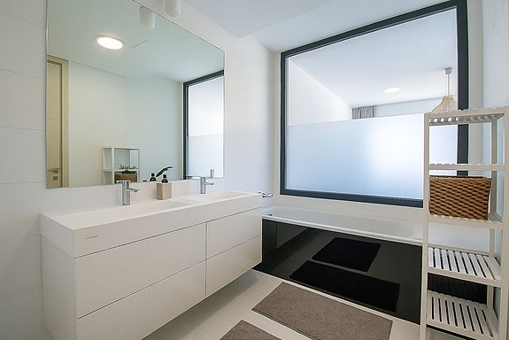 Duplex penthouse med 3 soverom, stor takterrasse og golfutsikt i Atalaya, Benahavís