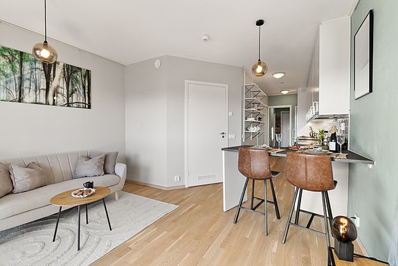 Moderne toppetasjes leilighet fra 2017 på sentrale Reinsletta. Foto: Leel Media