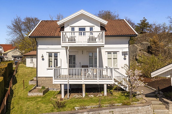 Klassisk enebolig over to etasjer med hyggelig atmosfære! Fotograf FOTOetcetera
