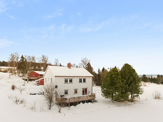 Velkommen til Nordenget 16 - en enebolig med landlig beliggenhet på Utøy