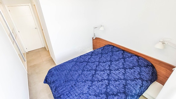 Penthouse i første linje med panoramautsikt | Takterrasse og eksklusive fellesfasiliteter i Punta Prima