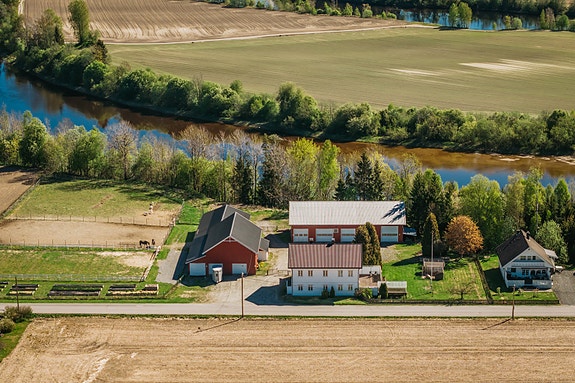 Velkommen til Kveldeveien 326! (Foto: Blaatime v/Jeanett Teigen)