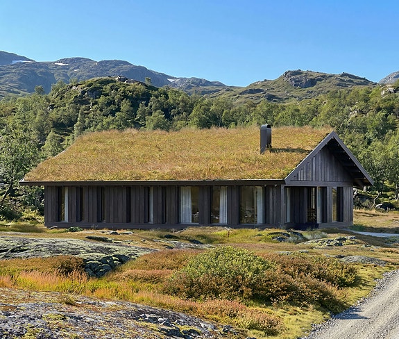 En av de råeste tomtene på Skei! Stor solrik tomt med panoramautsikt, rett ved skiløypene!