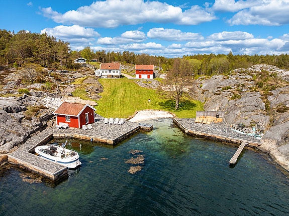 Velkommen til Snekkevigveien 82 - Presentert av Nordvik Frogner - Foto: Ivars Upe