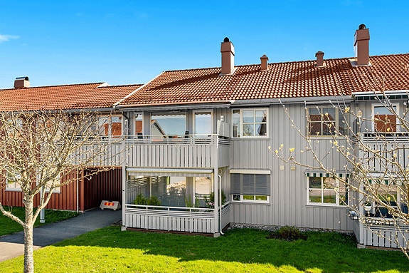 Velkommen til Gartnerløkka 8 på Hovenga! Foto: Boligfotograf1