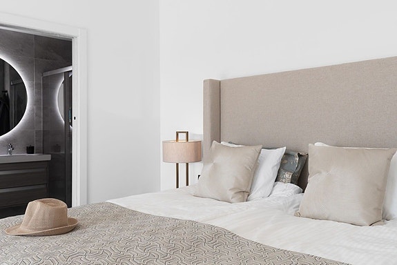 Penthouse med turistlisens | 152 m² terrasse | Privat jacuzzi og panoramautsikt
