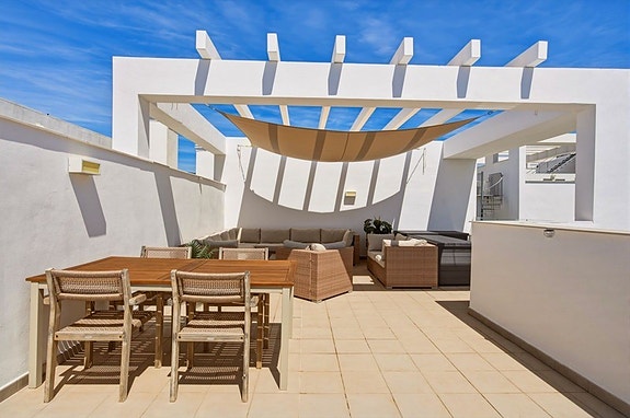 Penthouse med 3 soverom | Turistlisens | Stor takterrasse og felles basseng