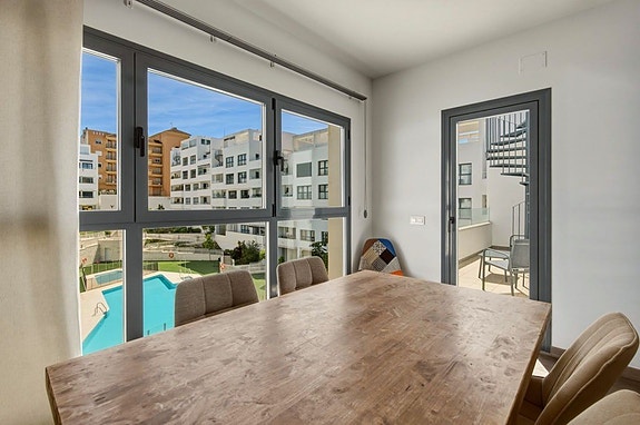 Penthouse med 3 soverom | Turistlisens | Stor takterrasse og felles basseng