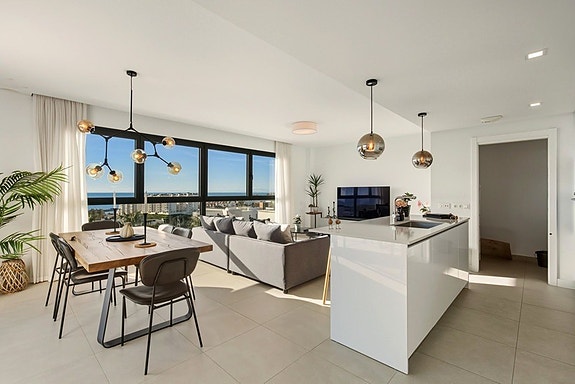 Penthouse med 3 soverom | 88 m² terrasse | Panoramautsikt mot sjø og marina | Turistlisens