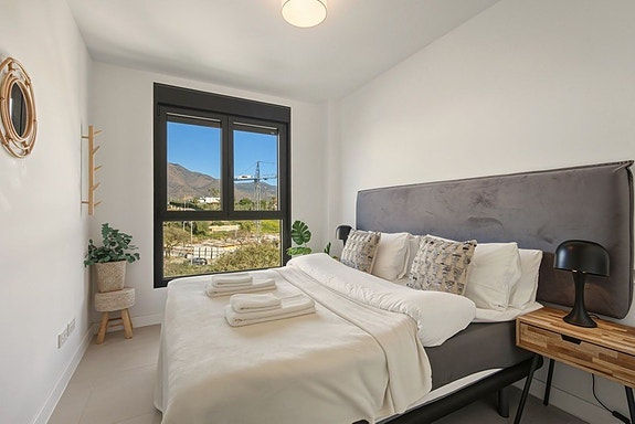Penthouse med 3 soverom | 88 m² terrasse | Panoramautsikt mot sjø og marina | Turistlisens