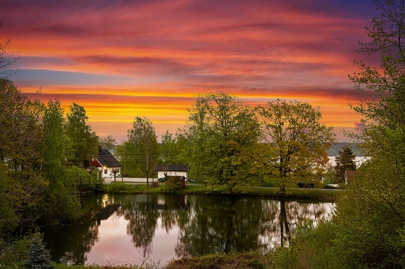 Velkommen til en innholdsrik eiendom med vakker beliggenhet og naturskjønne omgivelser.
Foto: Andreas Wiig v/ Pholio