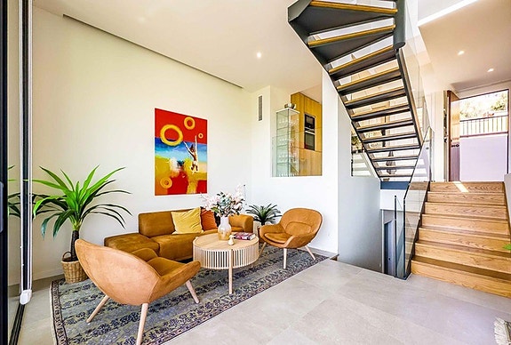 Eksklusiv bolig med turistlisens | Privat basseng | 160 m² terrasser | Mulighet for 4 soverom