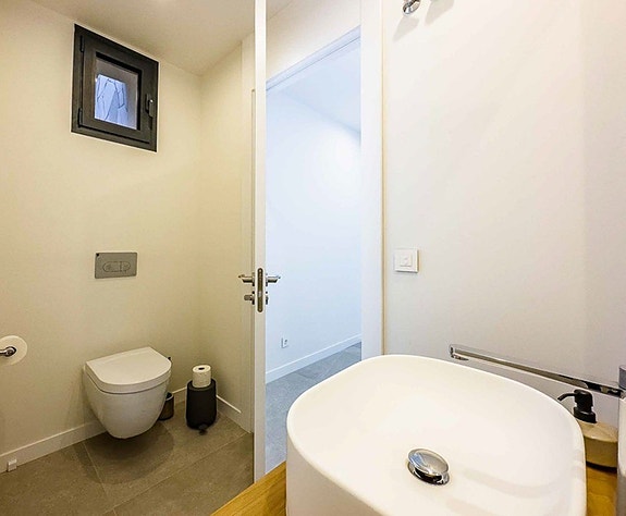 Eksklusiv bolig med turistlisens | Privat basseng | 160 m² terrasser | Mulighet for 4 soverom