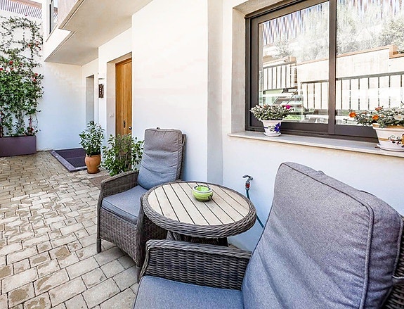 Eksklusiv bolig med turistlisens | Privat basseng | 160 m² terrasser | Mulighet for 4 soverom