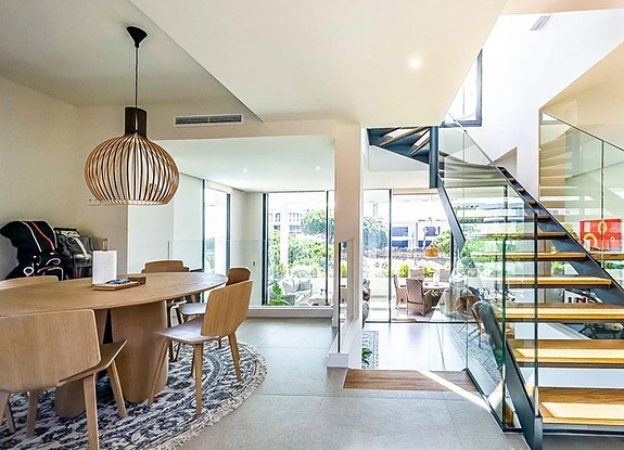 Eksklusiv bolig med turistlisens | Privat basseng | 160 m² terrasser | Mulighet for 4 soverom
