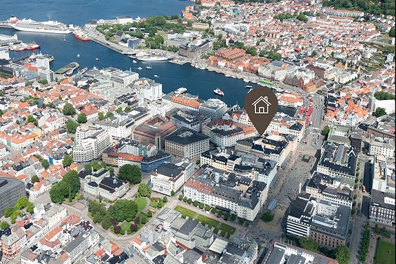 Leiligheten ligger midt i Bergen sentrum med "alt" rett utenfor døren.