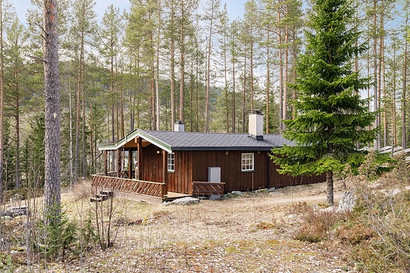 Velkommen til Engerdal og Mjølkeveien 34! Foto: Husfoto v/ Jonas Sjögren.