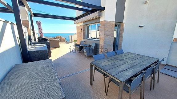 Penthouse med 3 soverom | Stor takterrasse | Havutsikt | 180 m til sjøen