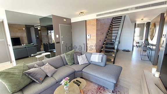 Penthouse med 3 soverom | Stor takterrasse | Havutsikt | 180 m til sjøen