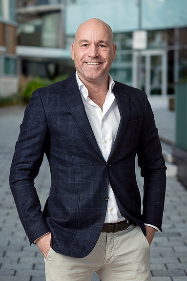 Bilde av megler Marius Søhoel