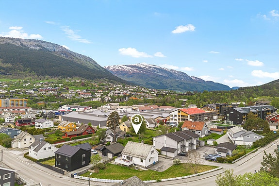 Aktiv Voss v/Heine Ystanes Osmo har gleden av å presentere Bordalsvegen 28.